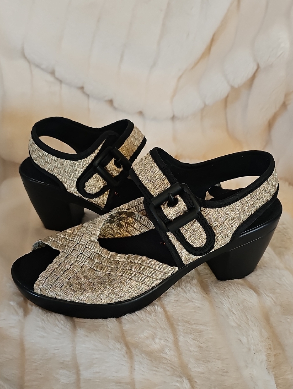 bernie mev. Woven Gold and Black Block Heel Sandals